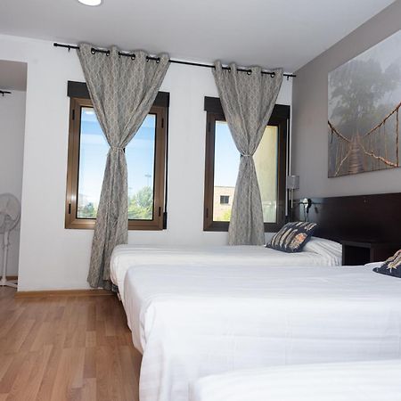 Hostal Venta De Valcorba Soria Exterior photo
