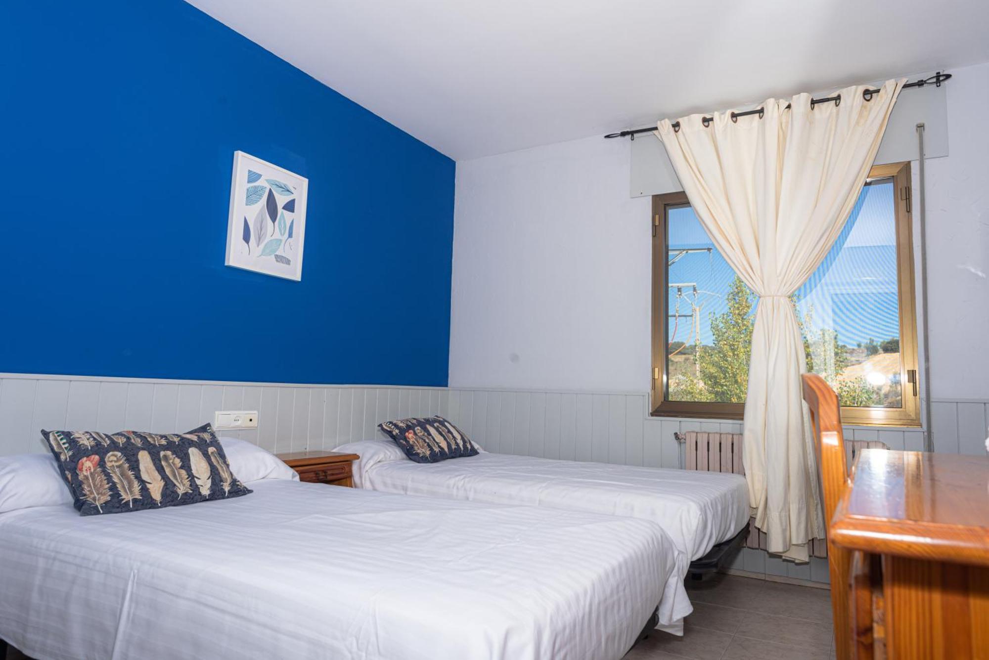 Hostal Venta De Valcorba Soria Exterior photo
