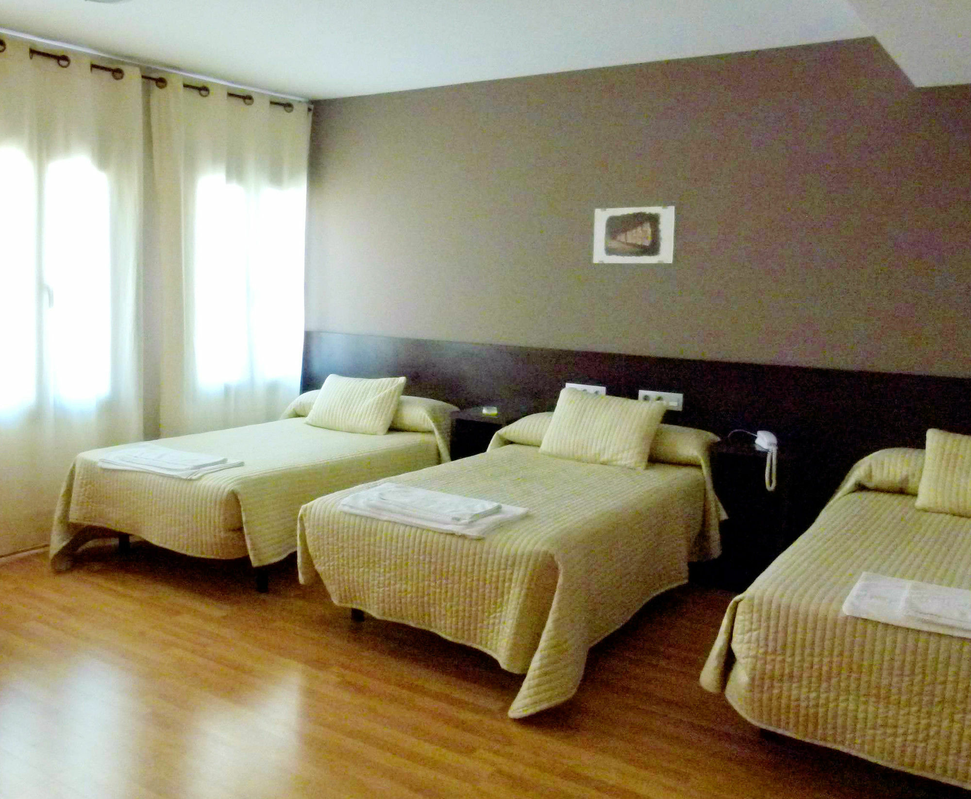 Hostal Venta De Valcorba Soria Exterior photo