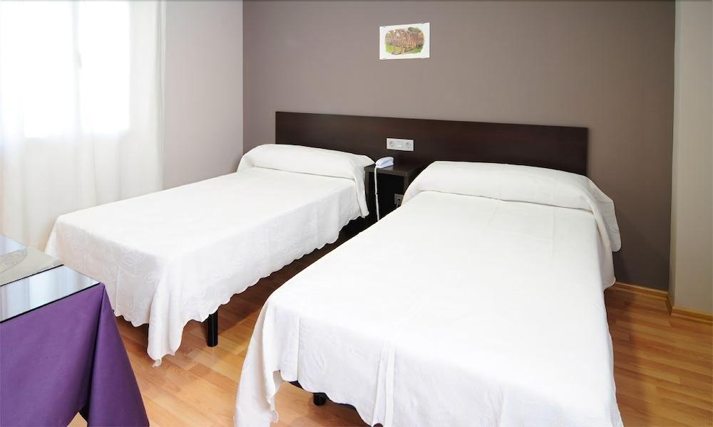 Hostal Venta De Valcorba Soria Exterior photo